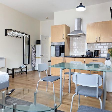 Lovely Studio In Anfield Near Centre Free Parking ลิเวอร์พูล ภายนอก รูปภาพ