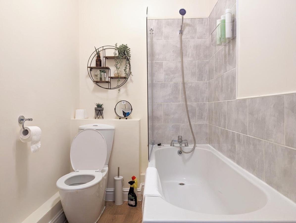 Lovely Studio In Anfield Near Centre Free Parking ลิเวอร์พูล ภายนอก รูปภาพ