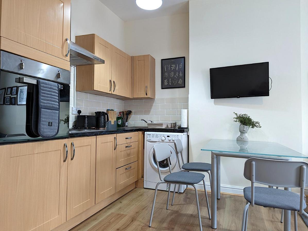 Lovely Studio In Anfield Near Centre Free Parking ลิเวอร์พูล ภายนอก รูปภาพ